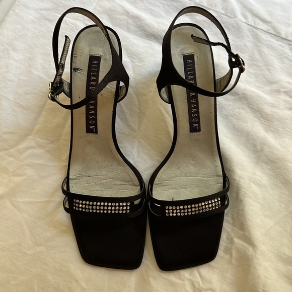 Hillard & Hanson “Augusta” Black Slingback Heels - Picture 15 of 17